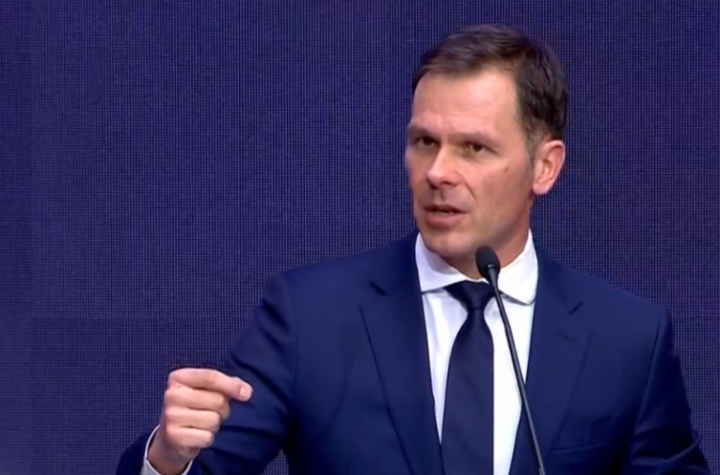 IMAMO DOVOLJNO GORIVA ZBOG ODGOVORNE POLITIKE! Siniša Mali saopštio krucijalne vesti iz direktno iz Vašingtona!