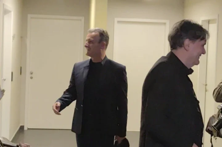 ISTINA O RAZVODU NAŠEG PEVAČA: Nakon što je dobio OVAJ POZIV sve se promenilo, BRAK im je pukao zbog nakon 7 godina!