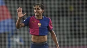 Jamal doneo pobedu fudbalerima Barselone protiv Selte, pa se povredio