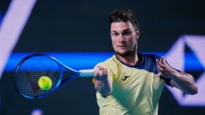 KECMANOVIĆ PAO POSLE VELIKE BORBE: Zverev srušio srpskog tenisera u Minhenu!