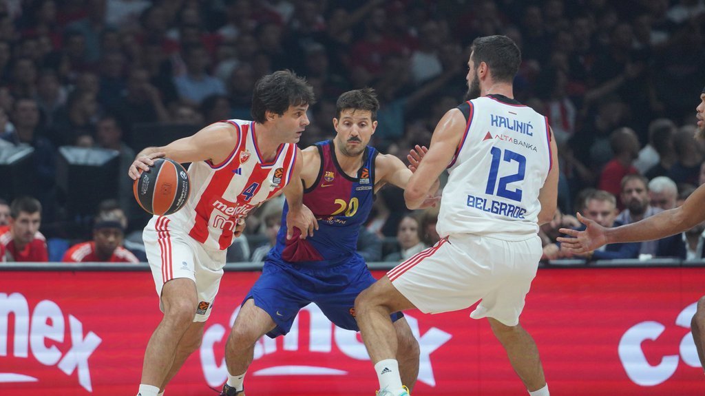 KRAJ SEZONE U EVROLIGI: Košarkaši Crvene zvezde izgubili od Barselone