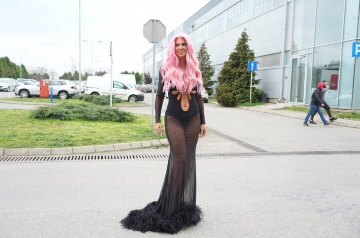 "KRENUO JE NA MENE BOMBOM"! Jelena Karleuša tada DOŽIVELA ŠOK - sve se dogodilo u javnoj instituciji!