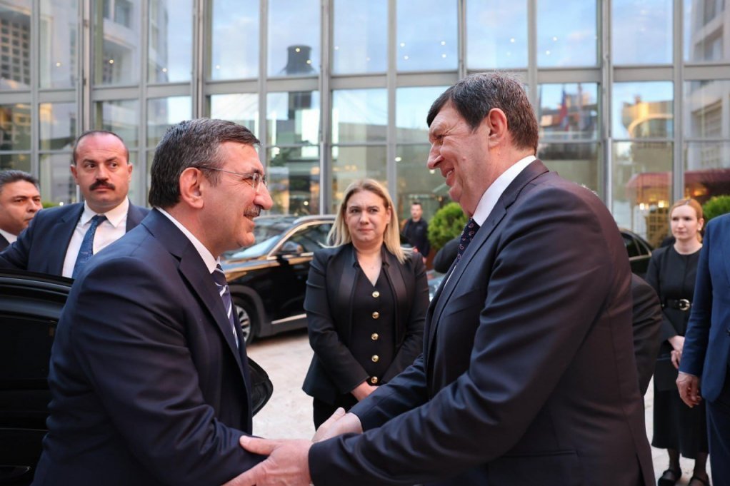 MEĐU ZVANICAMA I POTPREDSEDNIK TURSKE! Ambasada Republike Srbije u Ankari obeležila Dan državnosti i Dan Vojske Srbije (FOTO)