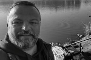 NA UMRLICI NJIHOVA IMENA: Supruga Maja ostala sama sa dvoje dece, da čovek pukne od tuge kad ovo vidi