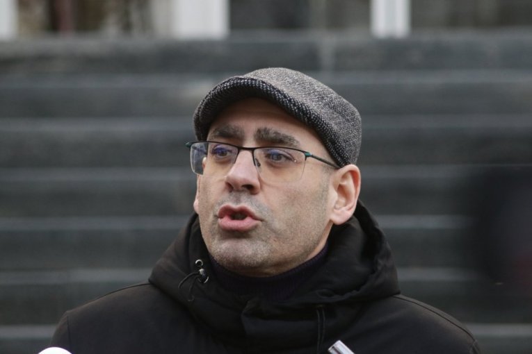 "NAŠI FAKULTETI PRETVORENI SU U KASARNE ZA REGRUTACIJU RADIKALNIH ANARHOLEVIČARA" Đukanović podseća da je na sve ovo davno upozoravao!