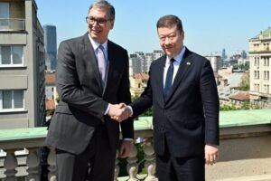 NASTAVAK SARADNJE U SVIM OBLASTIMA: Predsednik Vučić razgovarao sa Okamurom - ovo su bile teme!