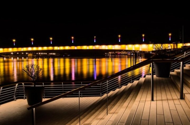 NOĆNI OKRŠAJ ISPOD BRANKOVOG MOSTA: Beograđaninu morali da pomognu prijatelji! Borba trajal satima, a fotografije su ZAPALILE DRUŠTVENE MREŽE! (FOTO)