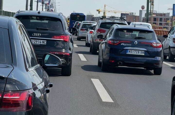 Na graničnim prelazima nema zadržavanja ni putničkih ni teretnih vozila