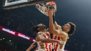 OVO BI BIO BAŠ TEŽAK IZAZOV Evo protiv koje ekipe Zvezda ima najveću verovatnoću da igra u potencijalnom plej-ofu Evrolige (FOTO)