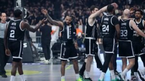 PARTIZAN UBEDLJIV NA STARTU SUPERLIGE: Crno-beli deklasirali Slobodu, povratak Lovernja