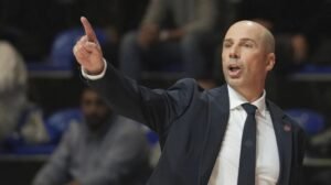 PENJAROJA SE OGLASIO I NAJAVIO VEČITI DERBI! Trener Partizana izneo očekivanja pred meč sa Zvezdom: Želimo da se borimo za prvo mesto