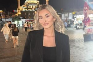 POBILA SE PRED SVIMA! Preotela MUŽA TRUDNOJ KOLEGINICI, a sad NASRNULA na MENADŽERA! SNIMAK TUČE ODJEKNUO