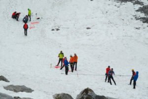 POGINULI TURISTI! Užas na planini, iznenadna mećava poslala ih u SMRT