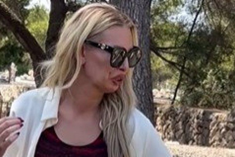 POZNATI DETALJI JEZIVOG INCIDENTA U STANU STARLETE! Evo odakle je UPUĆEN POZIV Hitnoj pomoći!