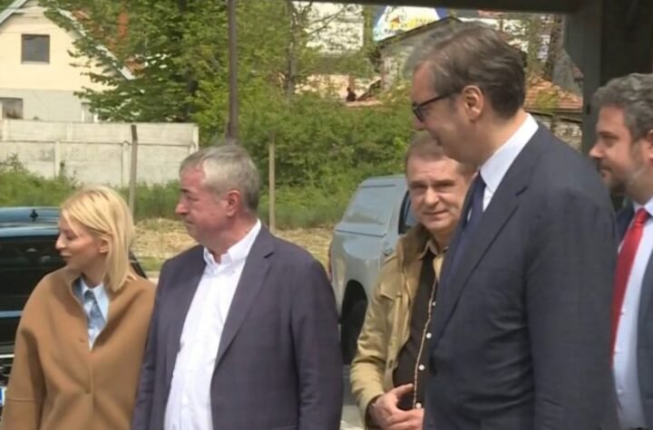 PREDSEDNIK VUČIĆ U PARAĆINU! Otvara se pogon kompanije Vaider Srpska fabrika stakla!