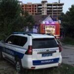 PRONAĐEN PIŠTOLJ U PRTLJAŽNIKU AUTOMOBILA! Uhapšena dvojica mladića u Bačkoj Palanci, završili u pritvoru!