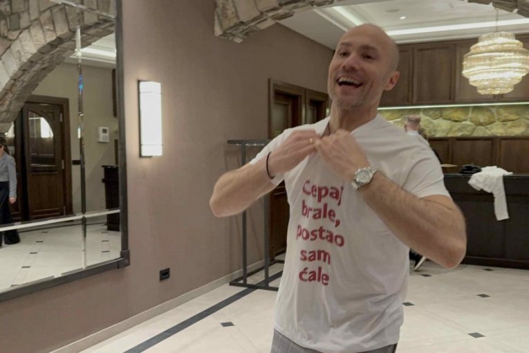 PRVA FOTKA ĆERKICE ACE SOFRONIJEVIĆA! Prizor iz doma harmonikaša raspametio fanove, JEDAN DETALJ svi komentarišu! (FOTO)