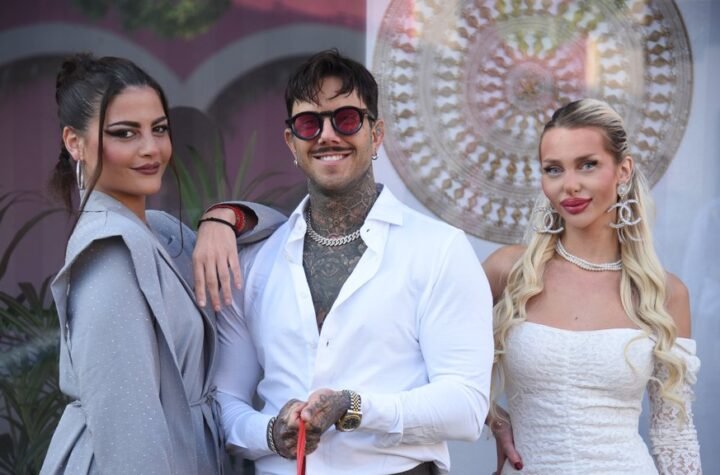 Ponosne utorak devojke: Filipu sve žene okrenule leđa, Boginja i Vanja jedine podignute glave stale uz njega! (FOTO)