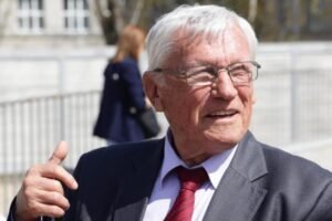 Posle šest decenija karijere, Milanče napravio potpuni obrt: Otvorio profile na mrežama, a povod će vas oduševiti