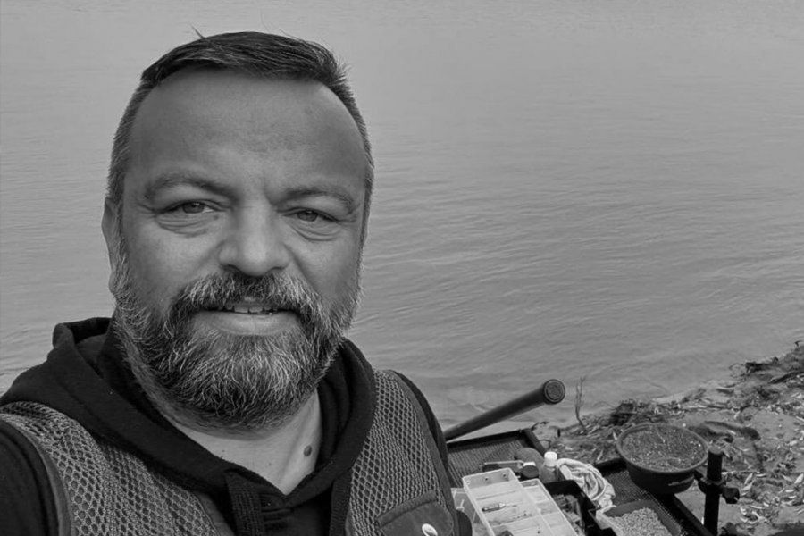 SAŠA PUNIH 14 GODINA NASTUPAO SA HARISOM DŽINOVIĆEM! Pevač o iznenada preminulom kolegi imao da kaže SAMO OVO!