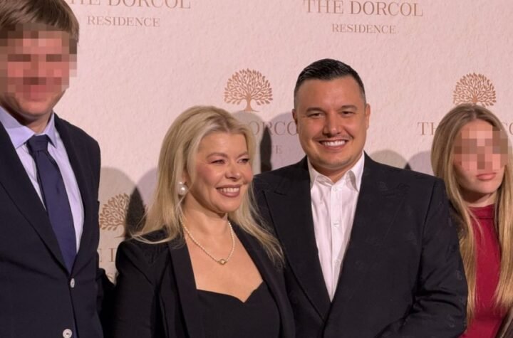 SIN DANIJELE KARIĆ PROSLAVIO PUNOLETSTVO! Gala slavlje okupilo SAM VRH ESTRADE, ponosna majka NA IVICI SUZA!