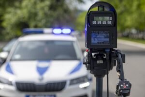 SPREMITE SE, POČINJE! U ovom delu Srbije vozači će biti opsadom - RADARI NA SVAKOM ĆOŠKU!