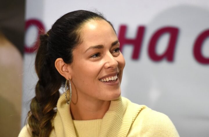SRPKINJA SE VRATILA STAROJ LJUBAVI: Ana Ivanović ponovo igra tenis (FOTO)