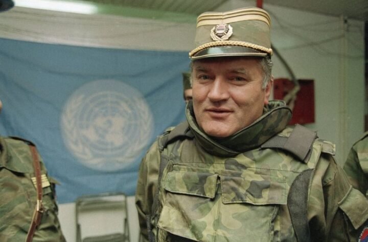 UDARNO! LEKARI ODBIJAJU DA RATKU MLADIĆU PRIKLJUČE INFUZIJU! Sin Darko otkriva potresne detalje: Potvrdili su da je na samrti!