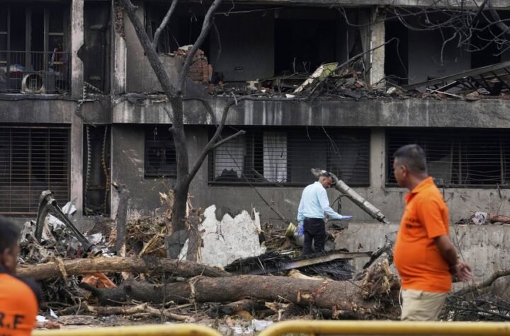 UDARNO: U oborenom američkom avionu bila 2 pilota, za njima tragaju i Iranci i Amerikanci