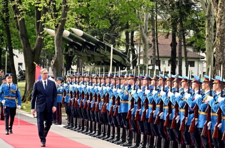 VAŽAN SASTANAK U GENERALŠTABU NA BANJICI: Vučić sa vrhom Vojske Srbije i Ministarstva odbrane