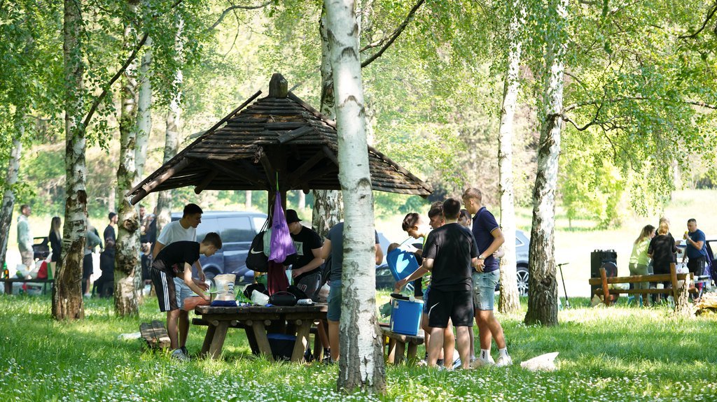 VREME ZA PRVI MAJ JOŠ UVEK POD ZNAKOM PITANJA: Šta nas očekuje, lepi prolećni dani ili kiša?