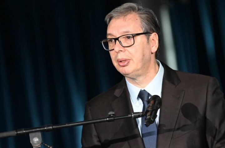 VUČIĆ SE SUTRA OBRAĆA GRAĐANIMA: Predsednik u Nacionalnom dnevniku govori o aktuelnoj političkoj situaciji, izazovima i budućnosti Srbije!