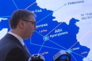 VUČIĆ U DATA CENTRU U KRAGUJEVCU: Predsednik prisustvuje puštanju u rad novog superkompjutera i solarnih panela!