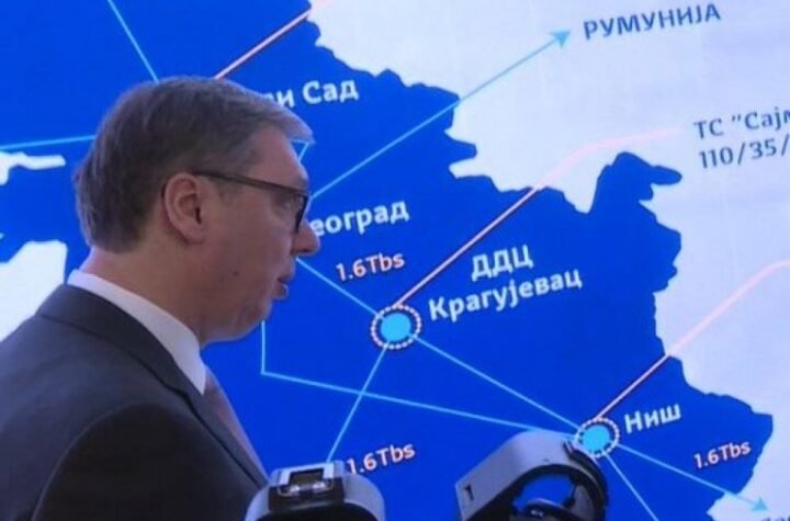 VUČIĆ U DATA CENTRU U KRAGUJEVCU: Predsednik prisustvuje puštanju u rad novog superkompjutera i solarnih panela!