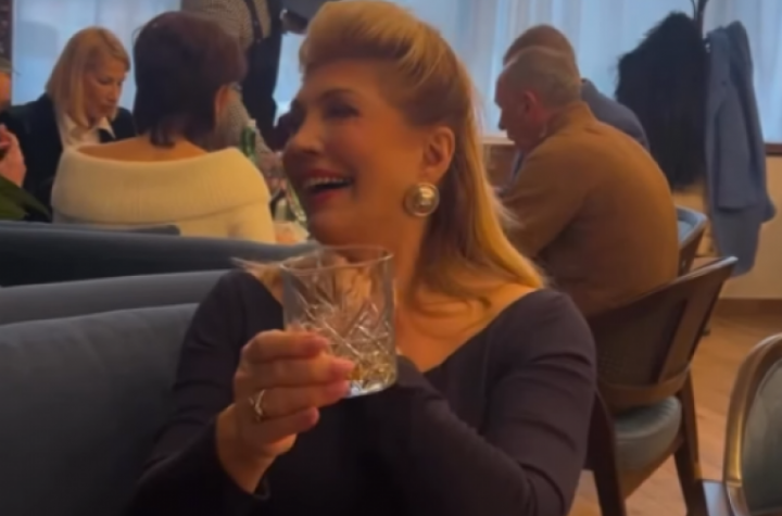 ZAVIRITE NA VELIKI JUBILEJ SUZANA MANČIĆ! Voditeljka BLISTA U PRIPIJENOJ HALJINI, oglasila se emotivnm rečima!