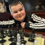 "ZNAO SAM DA ĆE DA DRŽI OBEĆANJE" Predsednik Vučić održao svoju reč - mali Andrija bio je na večitom derbiju! (FOTO)