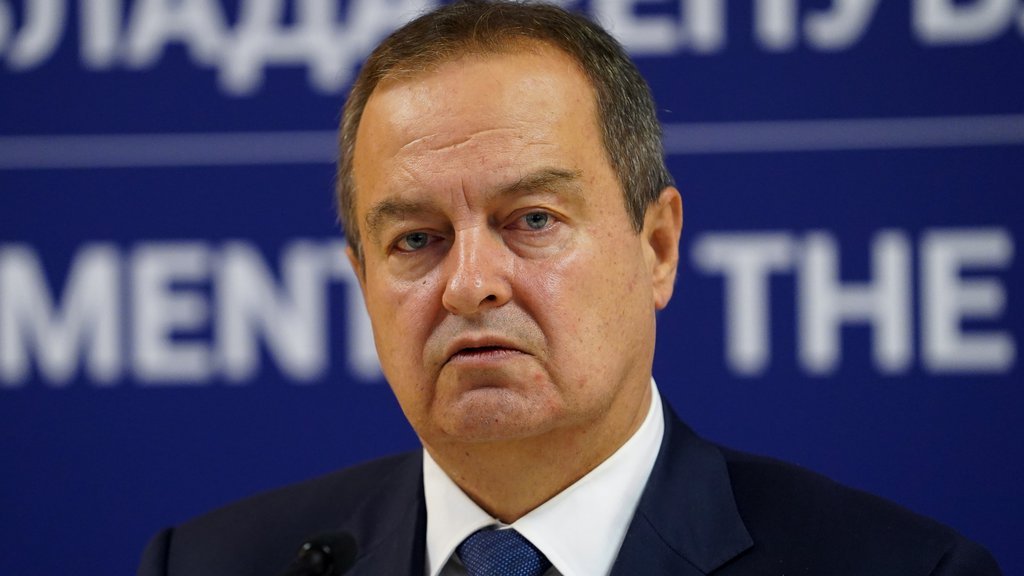 'Hvala za sve, bićeš večni uzor svima' Dačić se emotivnim rečima oprostio od legendarnog Cvetkovića