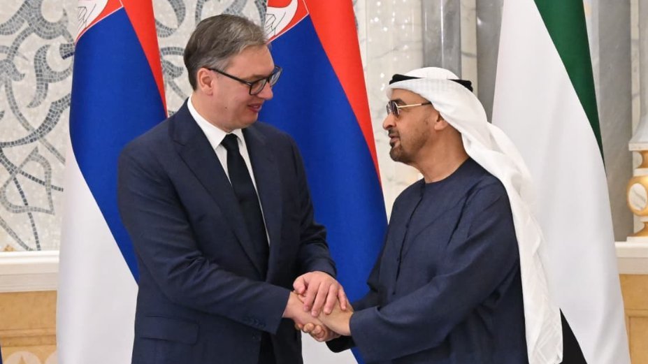 'KAMO SREĆE DA SU SVI ARAPI KAO SRBI' Društvene mreže u Emiratima hvale potez predsednika Vučića