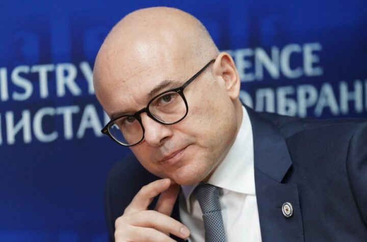 'OVO JE DOKAZ DA JE MRŽNJA JEDINO ŠTO MOGU DA PONUDE' Vučević se oglasio o dešavanjima u centru grada: Nasilje koje sprovode blokaderi se nastavlja ka
