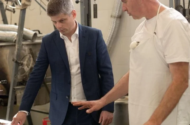 ARNO GUJON PODELIO SJAJNE VESTI! Ruska televizija snima emisiju o starim srpskim zanatima i tradiciji