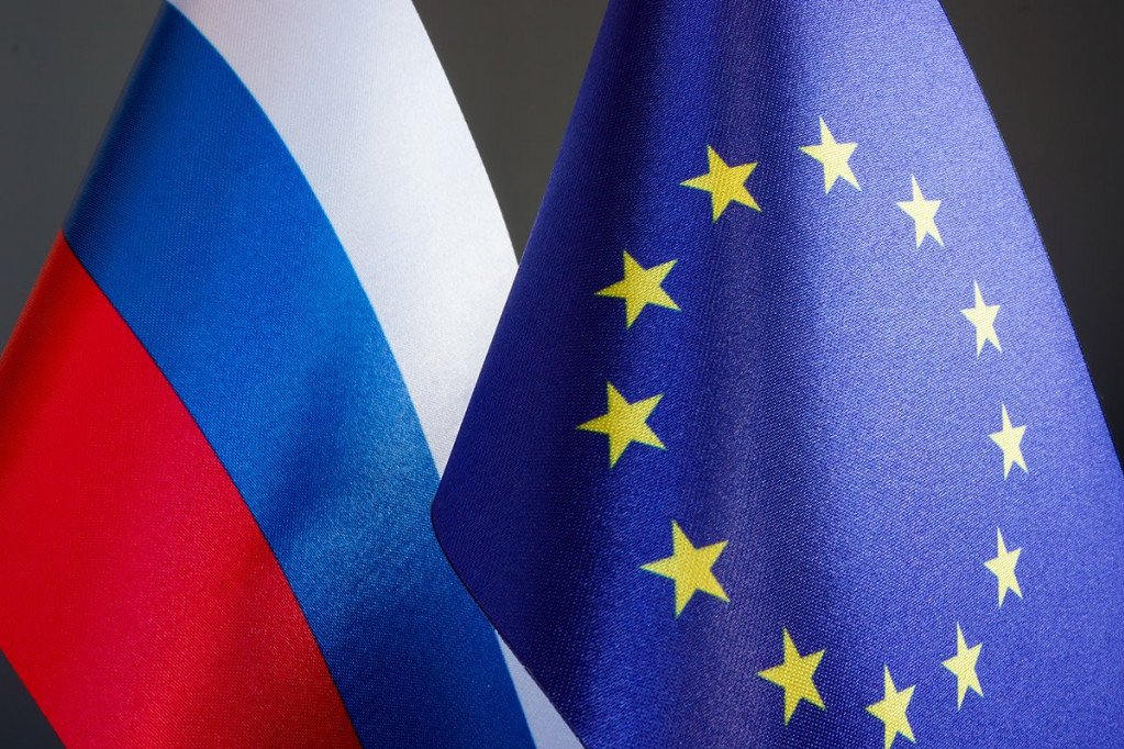 "BIRAJTE! ILI UZ NAS ILI ĆETE S NJIMA": Rusi uputili Jermenima nikad direktniju poruku! VREME JE ZA REFERENDUM