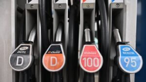 CENE GORIVA NEPROMENJENE: Benzin i dizel će isto koštati i narednih 7 dana