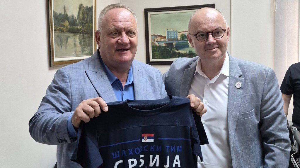 DELEGACIJA ŠAHOVSKOG SAVEZA SRBIJE U POSETI GRADU LESKOVCU! Srpski Mančester da se pripremi za šahovski turnir