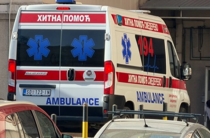 DRAMA U BEOGRADU: Muškarac teško povređen na fudbalskom terenu na Adi Ciganliji