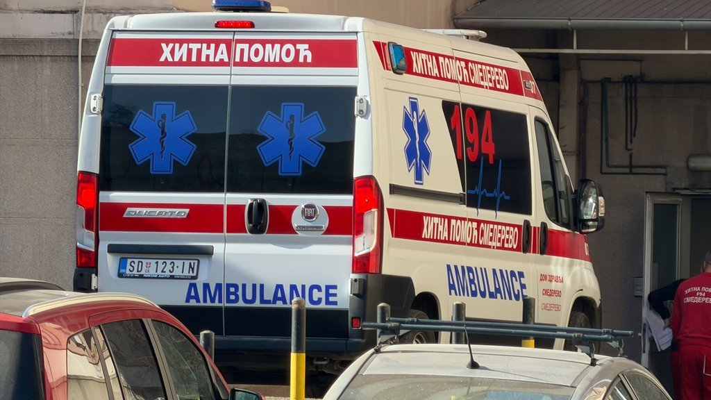 DRAMA U BEOGRADU: Muškarac teško povređen na fudbalskom terenu na Adi Ciganliji