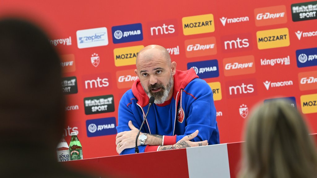 Dejan Stanković je smirivao frku između igrača Crvene zvezde i Vojvodine
