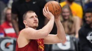 EVO GDE NIKOLA JOKIĆ NASTAVLJA KARIJERU SLEDEĆE SEZONE POSLE KRAHA SA NAGETSIMA U PLEJ-OFU! Ponuda teška preko 200 MILIONA dolara je na stolu