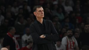 EVROPA DOBIJA NOVOG VLADARA! Olimpijakos granitnom odbranom protiv Fenerbahčea do finala Evrolige!