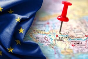 FINANSIJSKA SREDSTVA ZA SRBIJU NISU BLOKIRANA: Evropska komisija i dalje vrši procenu, spomenuta i Venecijanska komisija