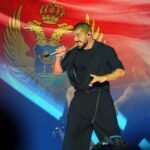 HITNO PREKINUT NASTUP RIKIJA MARTINA: Drama na proslavi Dana nezavisnosti Crne Gore - ljudi panično bežali